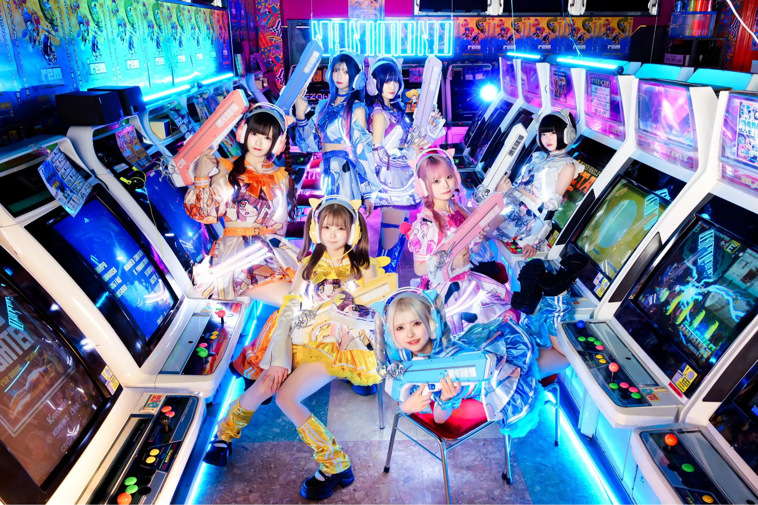 NANIMONO 遊乃ヲユタ 展示パネル NANIMONO 遊乃ヲユタ 展示パネル