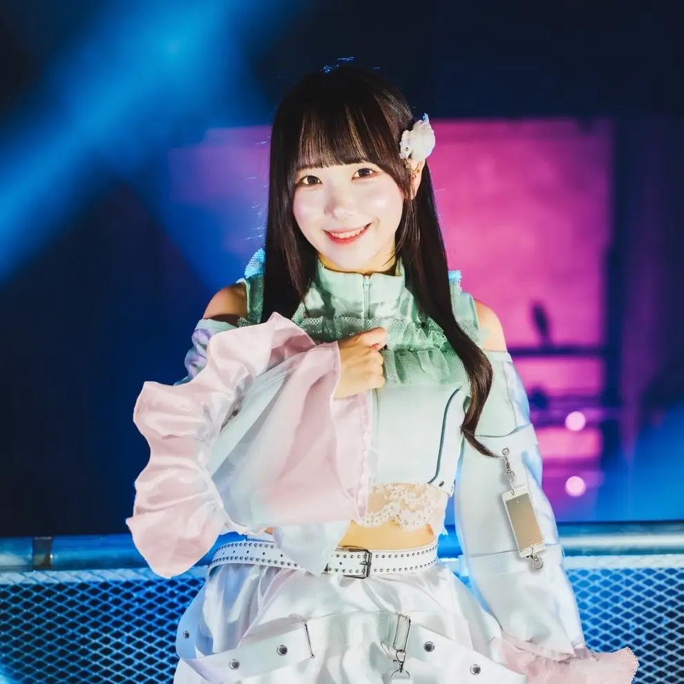 ひなの⋆˚ʚɞ ひなの | Axelight | アイドルナビ