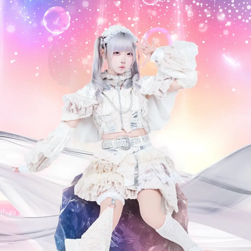 巴月もえ | Mirror,Mirror | アイドルナビ