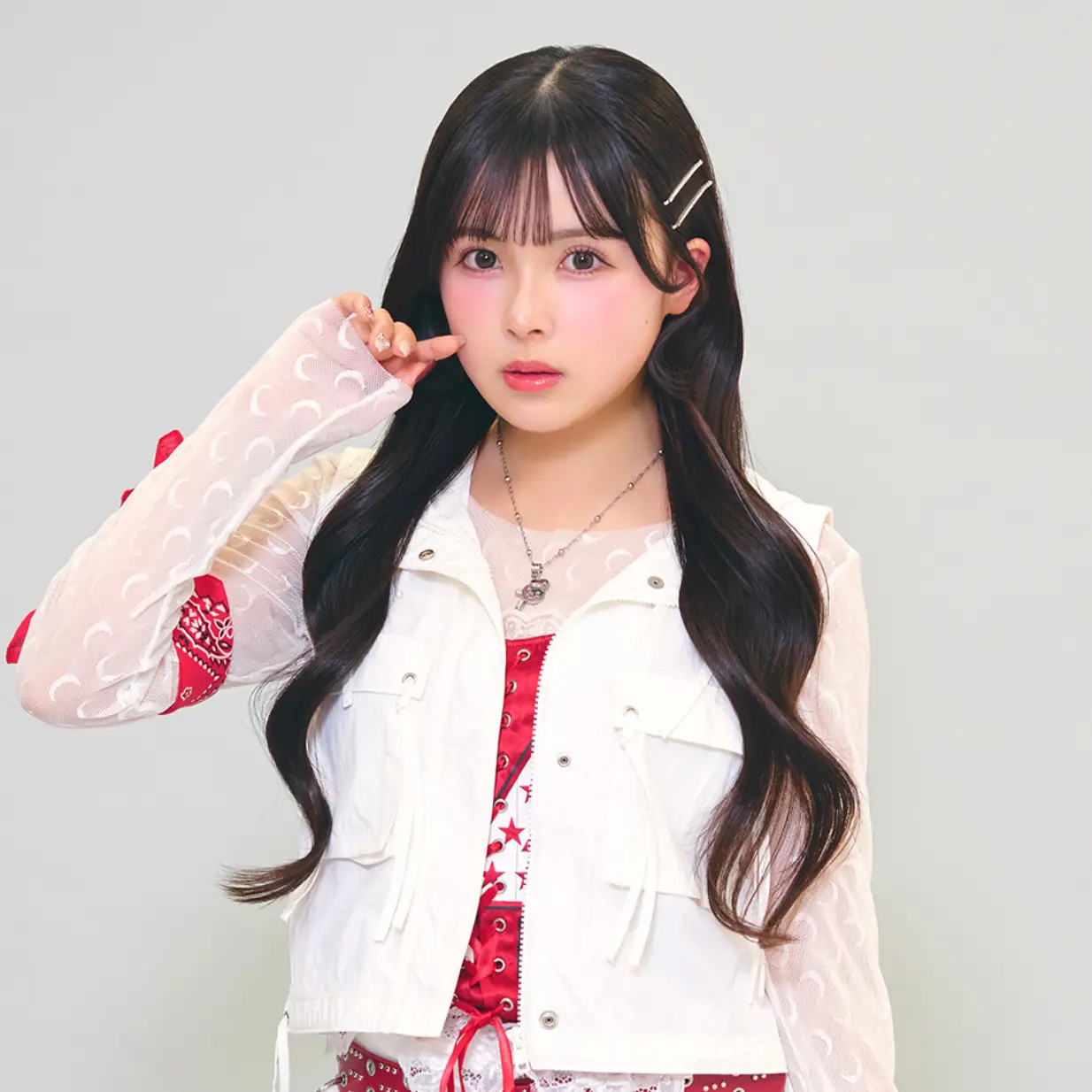 山口莉愛 | Laki | アイドルナビ