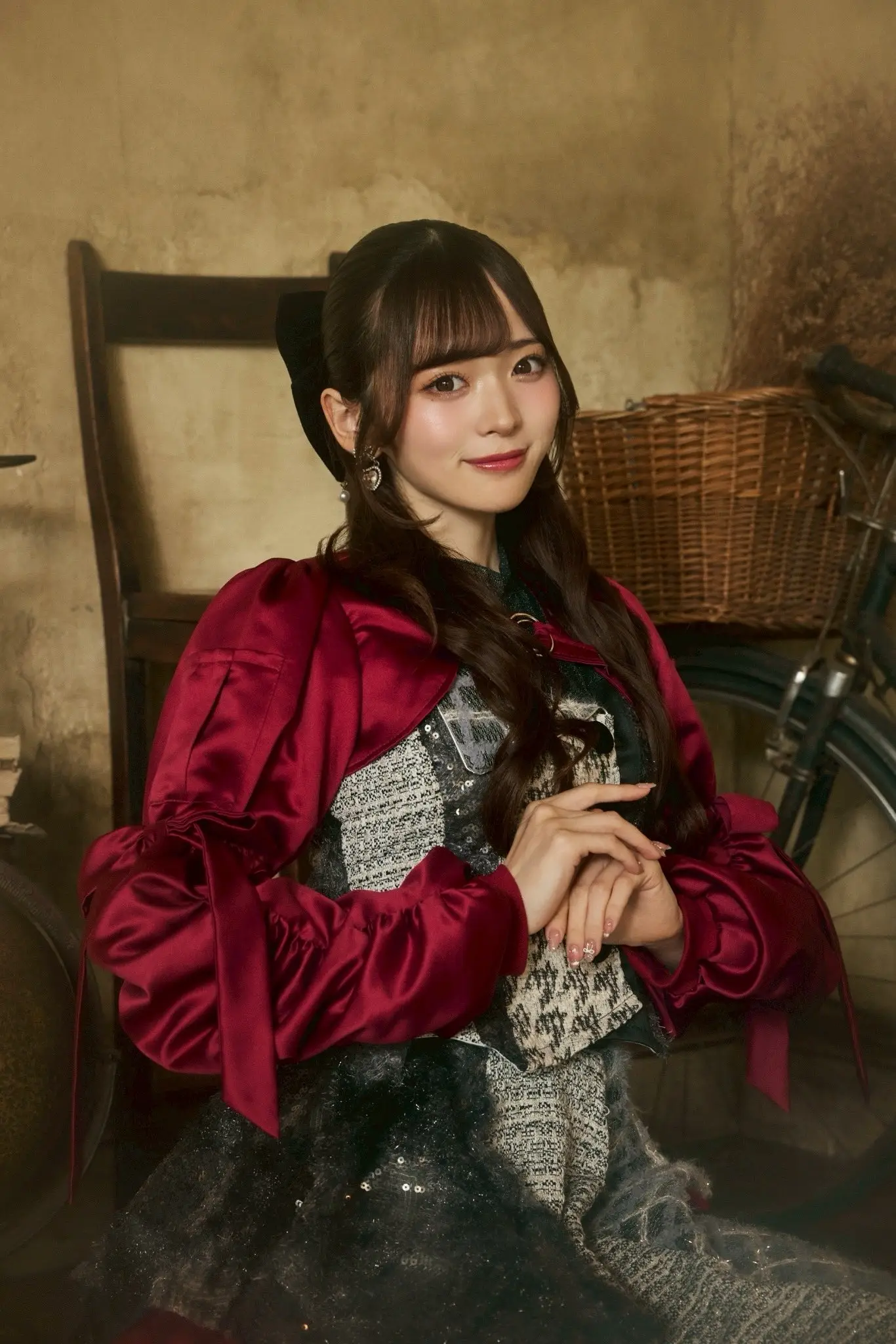 白咲くるみ | 衛星とカラテア | アイドルナビ